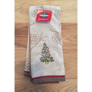 Christmas Tree Bathroom Hand Towel By December Home 16x25